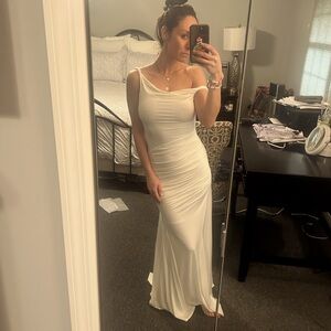 Alice and Olivia stunning stress